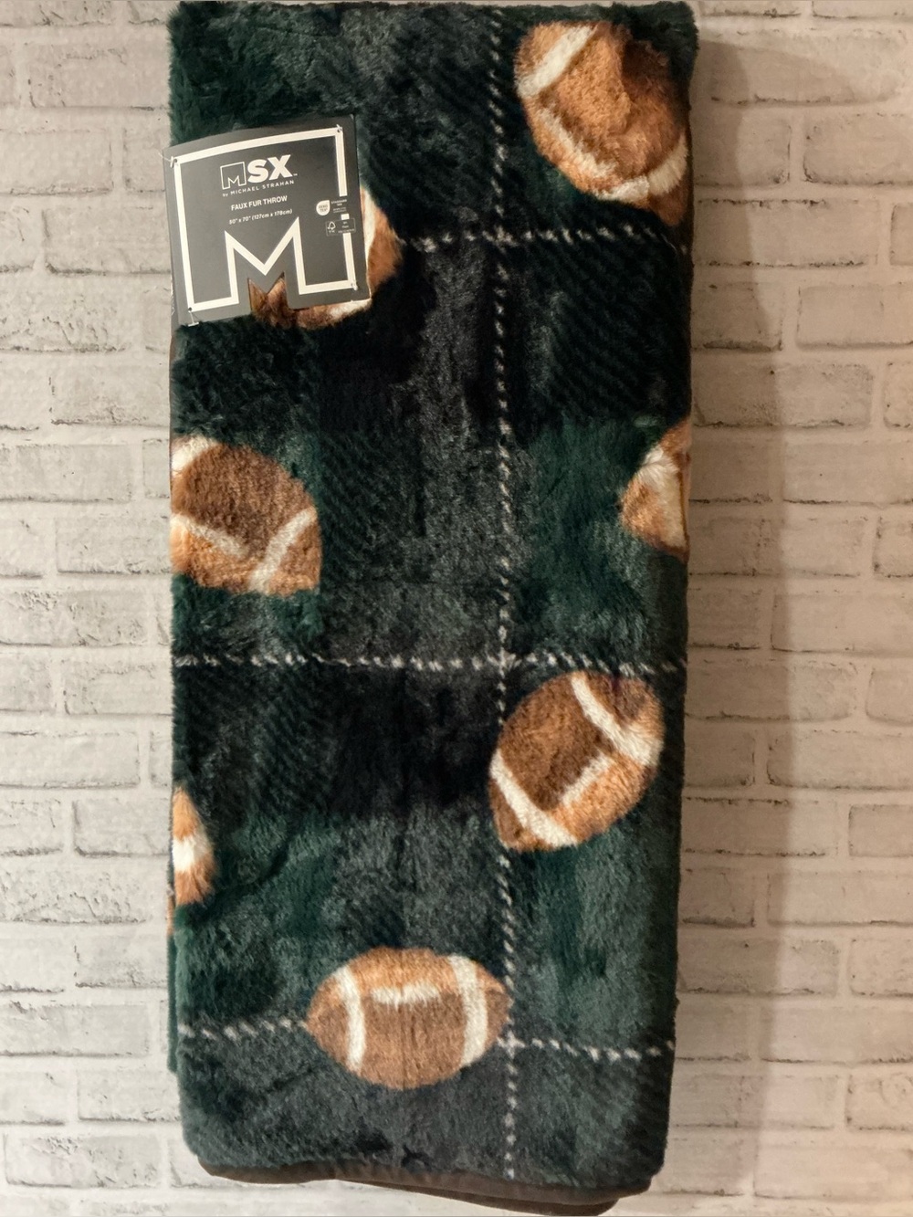 MICHAEL STRAHAN Football Toss Plaid Koda Throw Blanket - 50x70"
